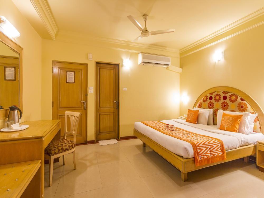 Capital O 333 Hotel Crystal Homes Bangalore Bagian luar foto