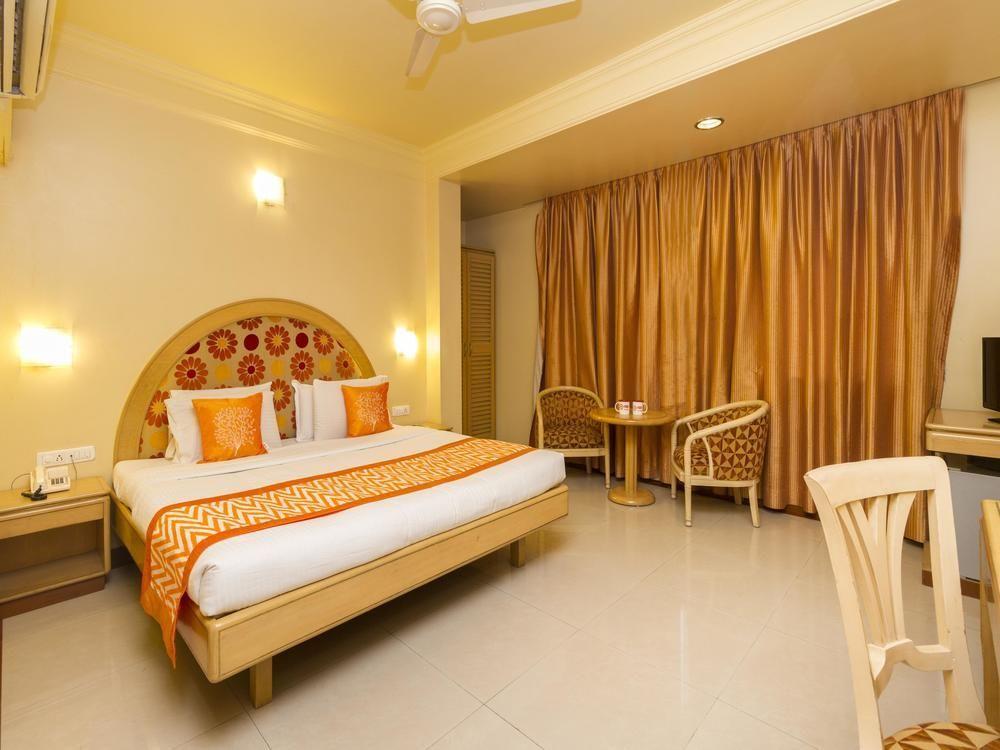 Capital O 333 Hotel Crystal Homes Bangalore Bagian luar foto