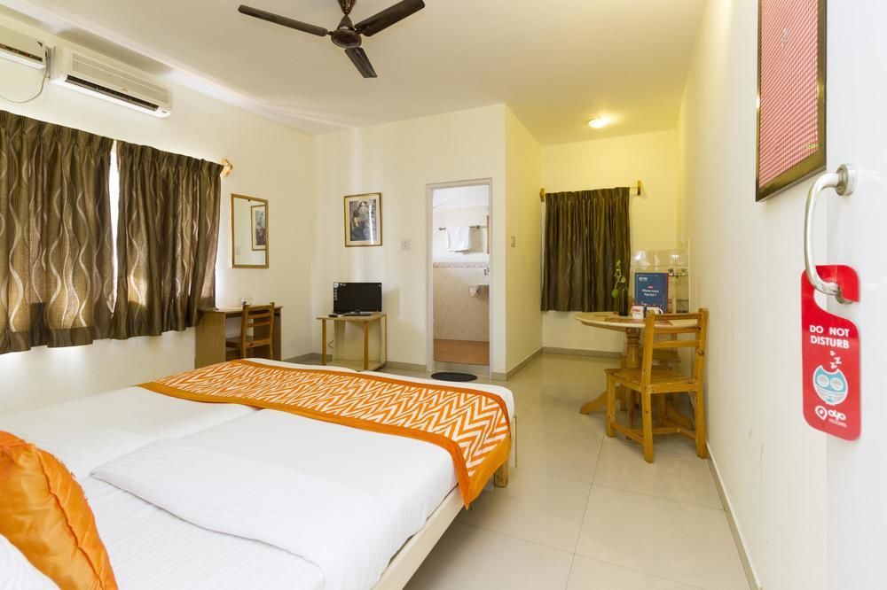 Capital O 333 Hotel Crystal Homes Bangalore Bagian luar foto