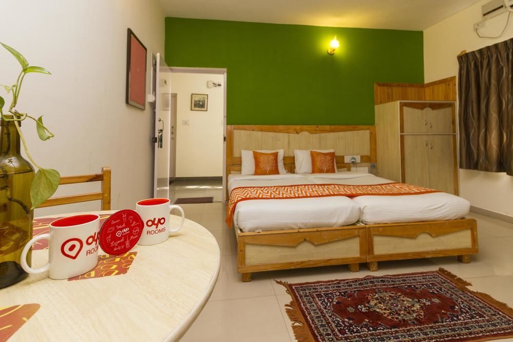 Capital O 333 Hotel Crystal Homes Bangalore Bagian luar foto